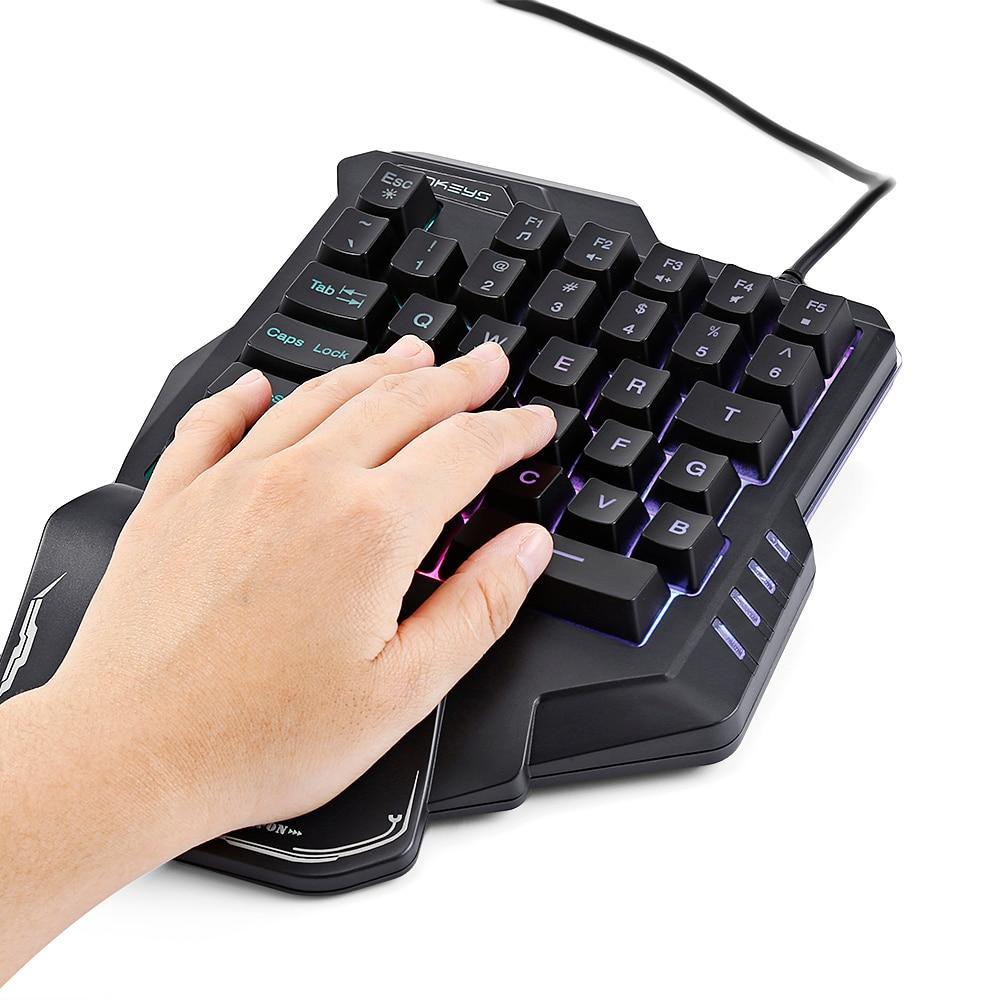 Tek Elle Kullanılan Mekanik Oyun Klavyesi RGB Arkadan Aydınlatmalı Taşınabilir Mini Oyun Tuş Takımı Oyun Kontrol Cihazı
